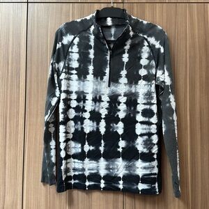 Men’s  Lululemon Half Zip Shirt Size S